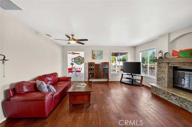 39775 Calle Bellagio, Temecula, CA 92592