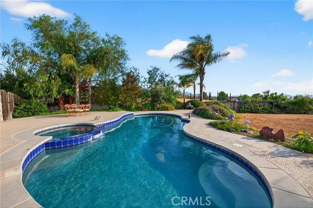 39775 Calle Bellagio, Temecula, CA 92592