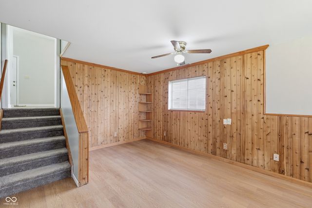 235 Meadow Glen Drive, Avon, IN 46123