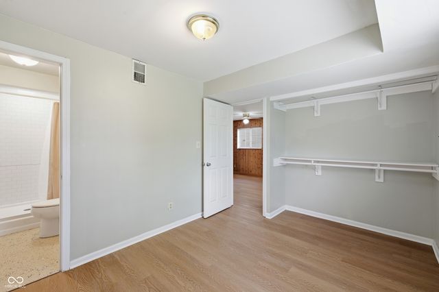 235 Meadow Glen Drive, Avon, IN 46123