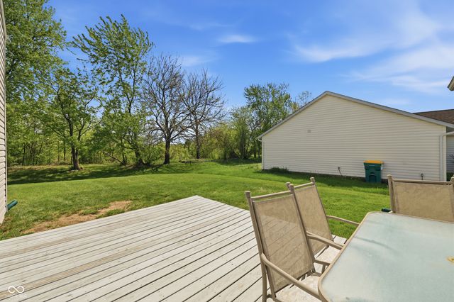235 Meadow Glen Drive, Avon, IN 46123