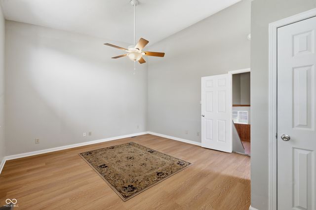 235 Meadow Glen Drive, Avon, IN 46123