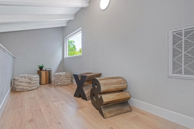 12730 Shockley Ct, Auburn, CA 95603