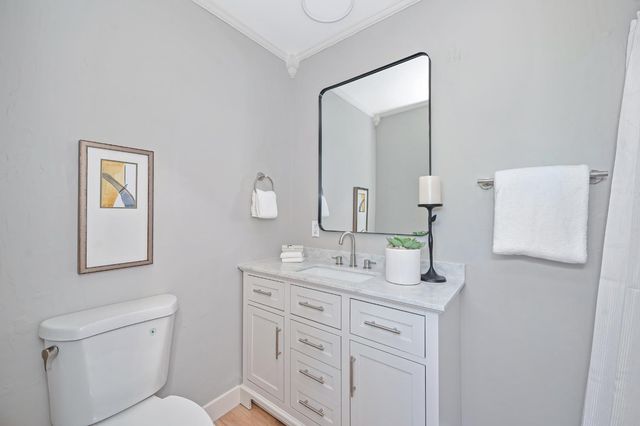 12730 Shockley Ct, Auburn, CA 95603