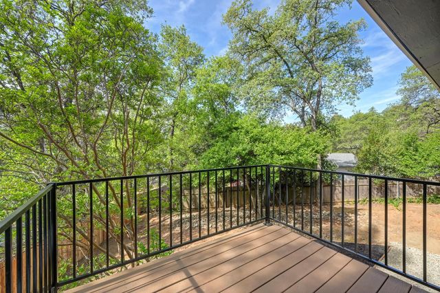 12730 Shockley Ct, Auburn, CA 95603