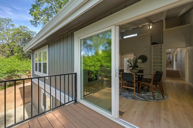 12730 Shockley Ct, Auburn, CA 95603