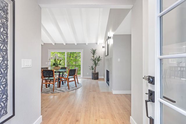 12730 Shockley Ct, Auburn, CA 95603