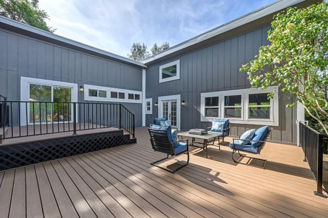 12730 Shockley Ct, Auburn, CA 95603