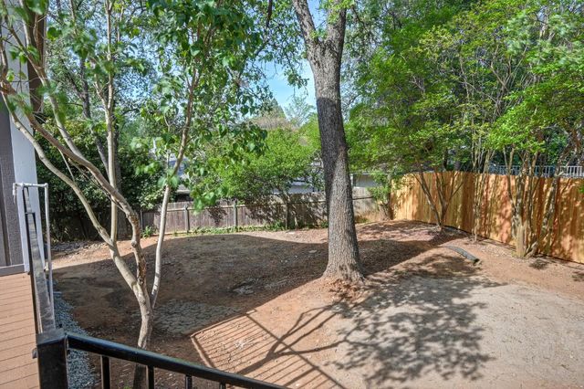 12730 Shockley Ct, Auburn, CA 95603