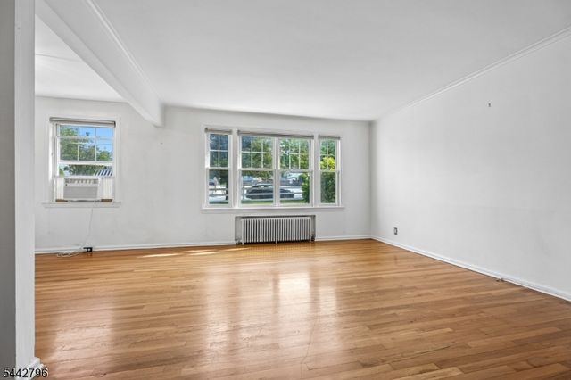 349 Bloomfield Ave 10, Verona Twp., NJ 07044