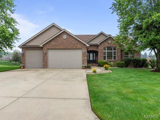 6508 Augies Way Place, Millstadt, IL 62260