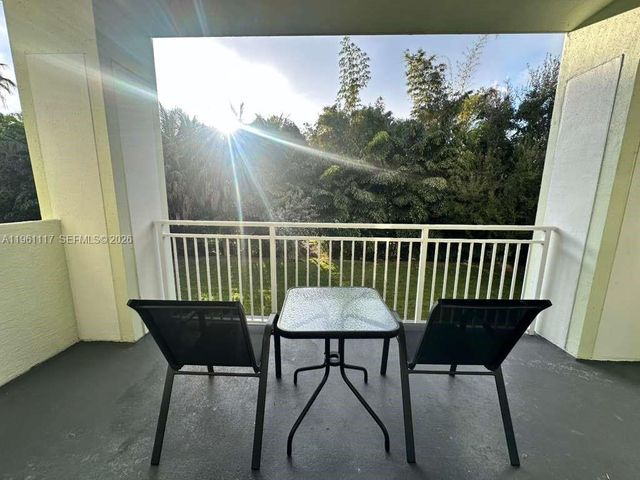 5300 NW 87th Ave 910, Doral, FL 33178