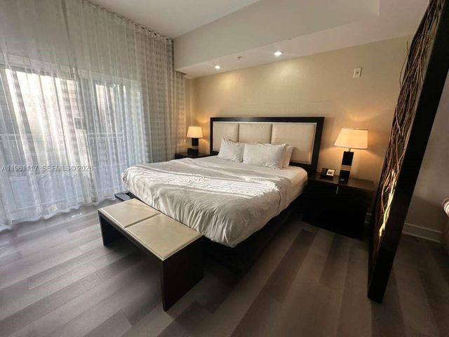 5300 NW 87th Ave 910, Doral, FL 33178