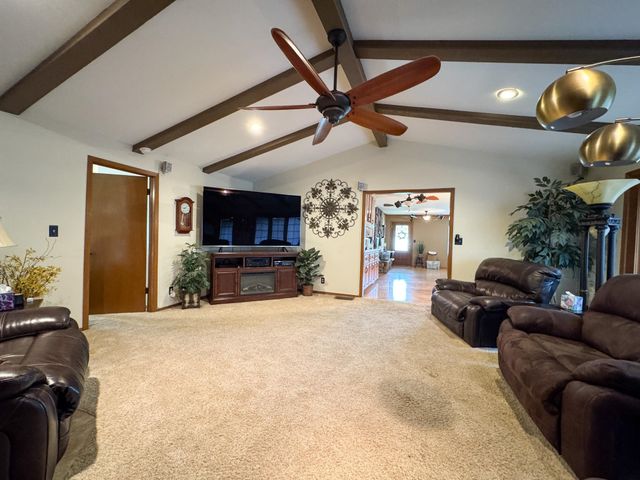 13666 SW 200th St, Rose Hill, KS 67133