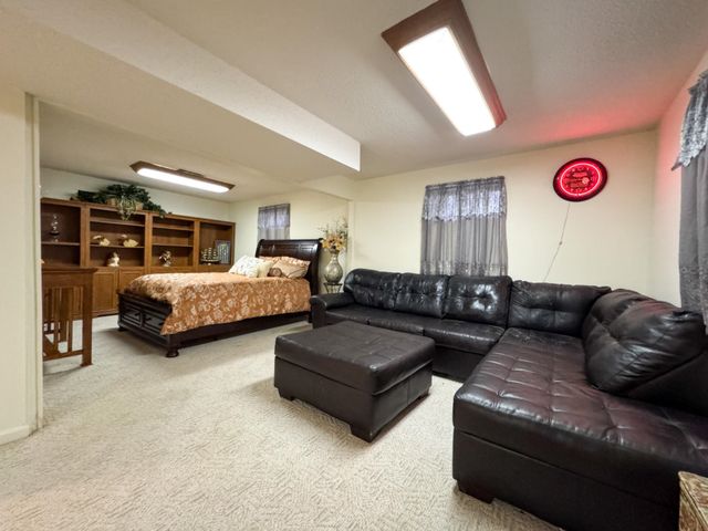 13666 SW 200th St, Rose Hill, KS 67133