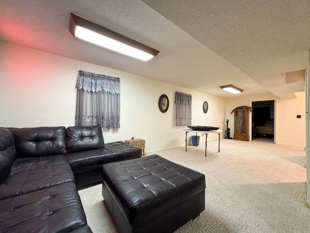 13666 SW 200th St, Rose Hill, KS 67133