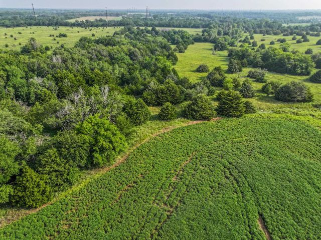 13666 SW 200th St, Rose Hill, KS 67133