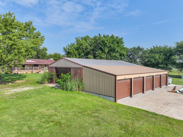 13666 SW 200th St, Rose Hill, KS 67133