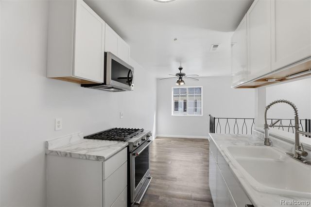 38261 Greenwood Street, Westland, MI 48185