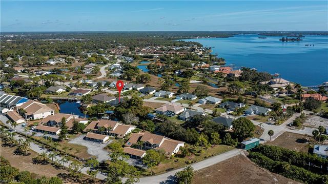15141 Sam Snead LN, North Fort Myers, FL 33917