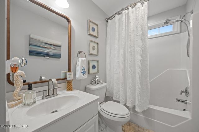 244 NE 63rd Street, Oak Island, NC 28465