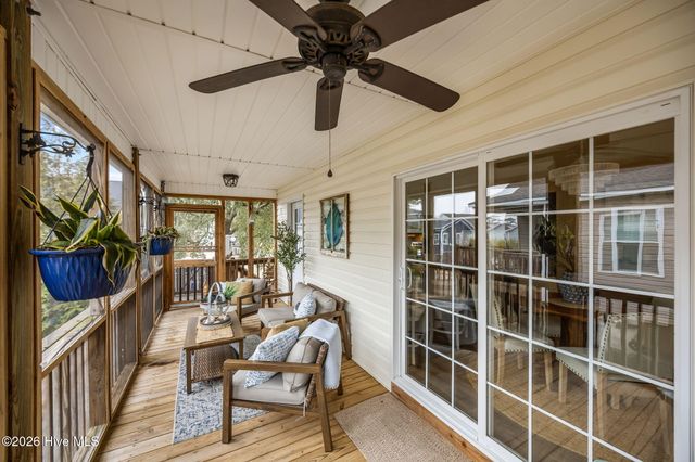 244 NE 63rd Street, Oak Island, NC 28465