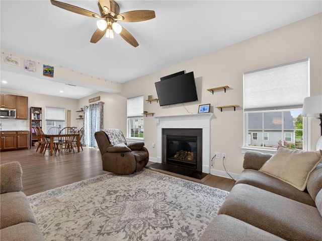 814 Blackheath Lane, North Catasauqua Bor, PA 18032