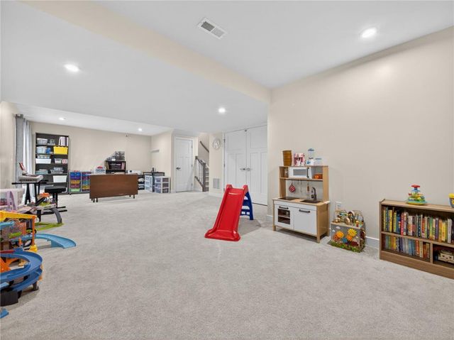 814 Blackheath Lane, North Catasauqua Bor, PA 18032
