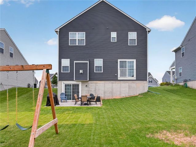 814 Blackheath Lane, North Catasauqua Bor, PA 18032
