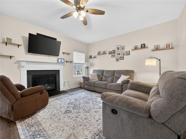 814 Blackheath Lane, North Catasauqua Bor, PA 18032