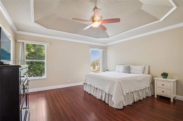 10871 NW 35th Pl, Sunrise, FL 33351