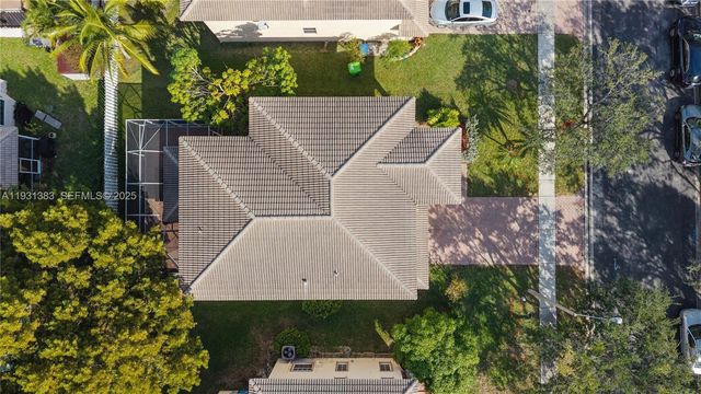 10871 NW 35th Pl, Sunrise, FL 33351