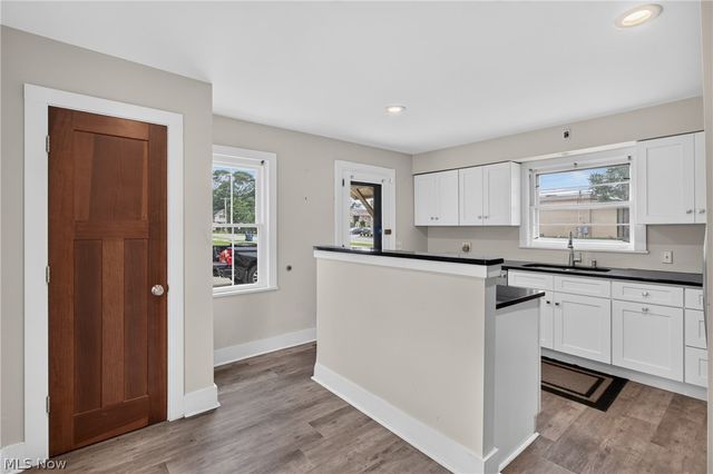 514 Park Avenue, Amherst, OH 44001