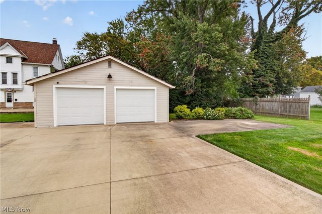 514 Park Avenue, Amherst, OH 44001