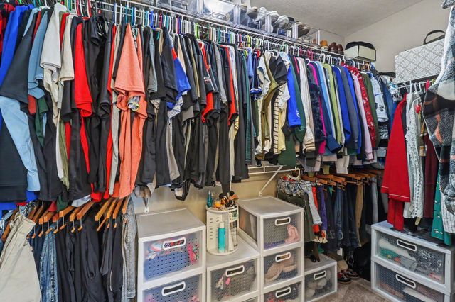 2129 Kensington Park Circle, Holland City, MI 49423