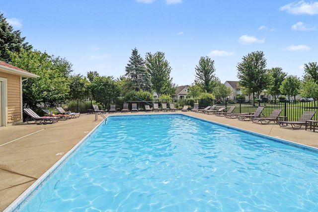 2129 Kensington Park Circle, Holland City, MI 49423