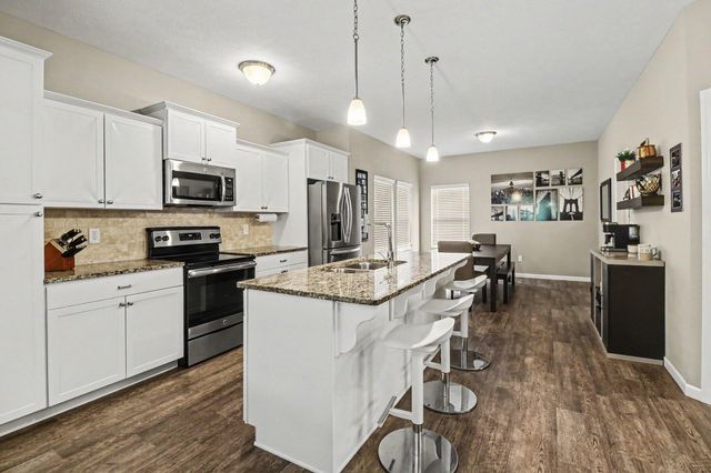 2129 Kensington Park Circle, Holland City, MI 49423