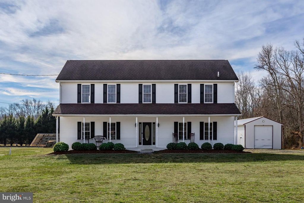 29 THREE BRIDGE RD, Monroeville, NJ 08343