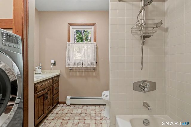 11 A Greenlawn Drive, Fairfield, CT 06825