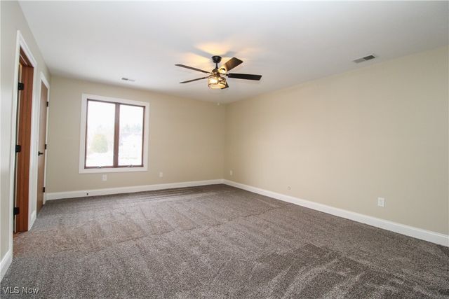 901 Pearson Circle 3, Boardman, OH 44512