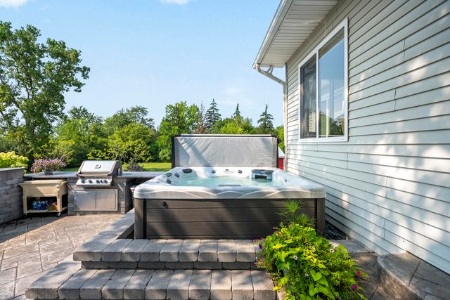 3909 Ann Arbor Saline Road, Lodi Twp, MI 48103