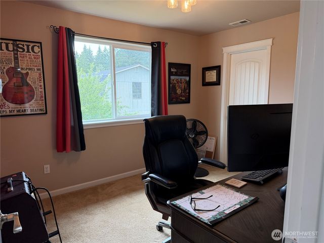 8204 237th Street E, Graham, WA 98338