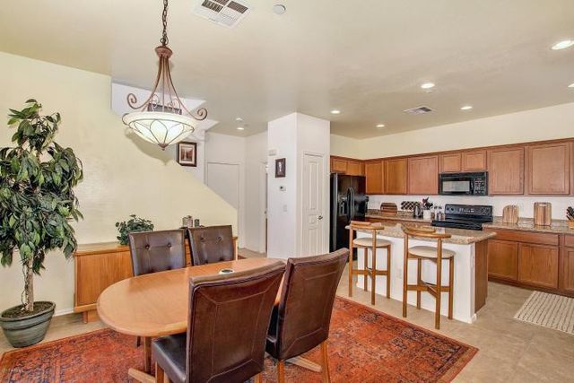 1674 E Joseph Way, Gilbert, AZ 85295