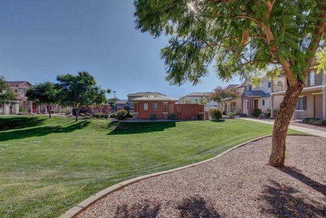 1674 E Joseph Way, Gilbert, AZ 85295