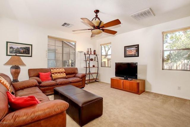 1674 E Joseph Way, Gilbert, AZ 85295
