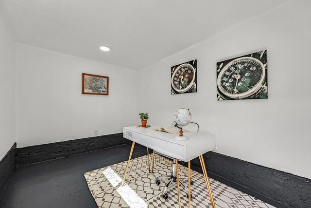 5407 5407 Roberts Ave, Oakland, CA 94619