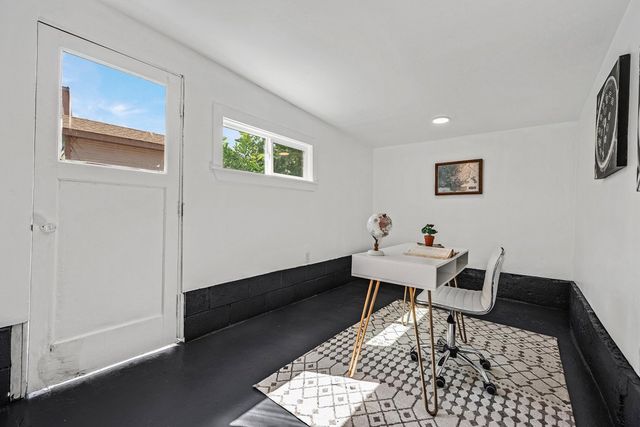 5407 5407 Roberts Ave, Oakland, CA 94619