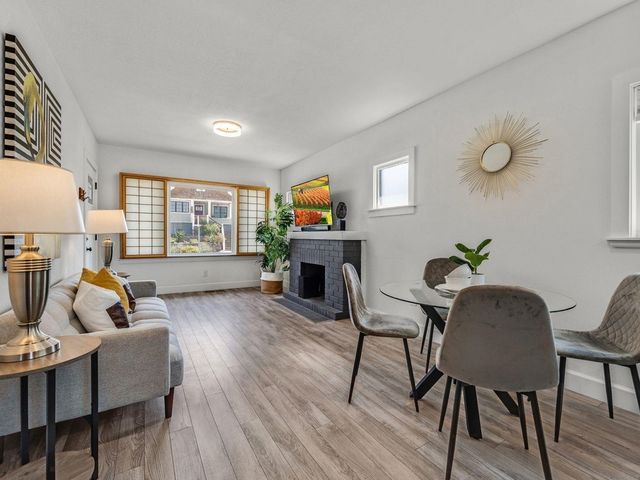 5407 5407 Roberts Ave, Oakland, CA 94619