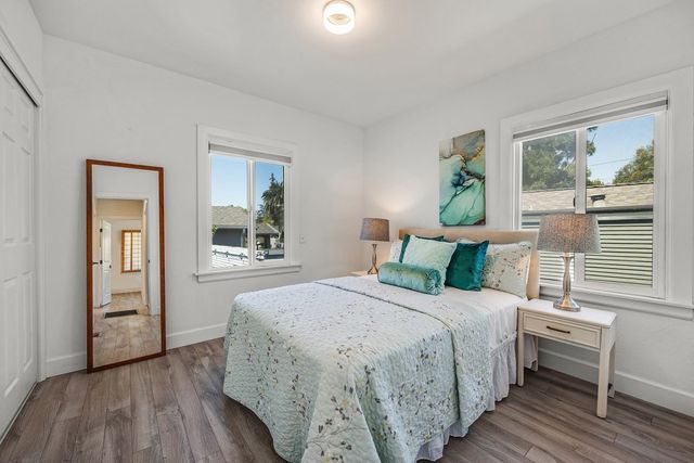 5407 5407 Roberts Ave, Oakland, CA 94619