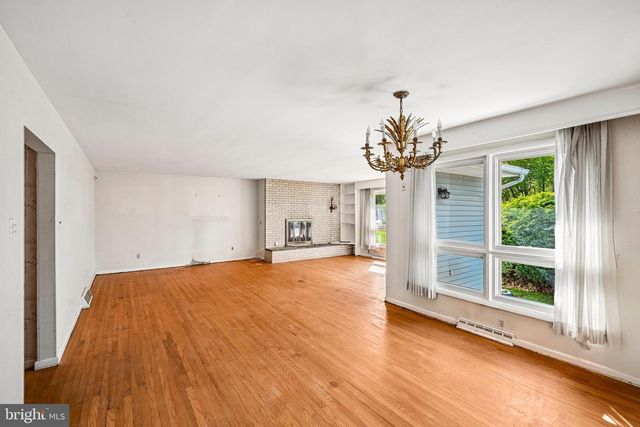 871 WAYSIDE LN, Haddonfield, NJ 08033